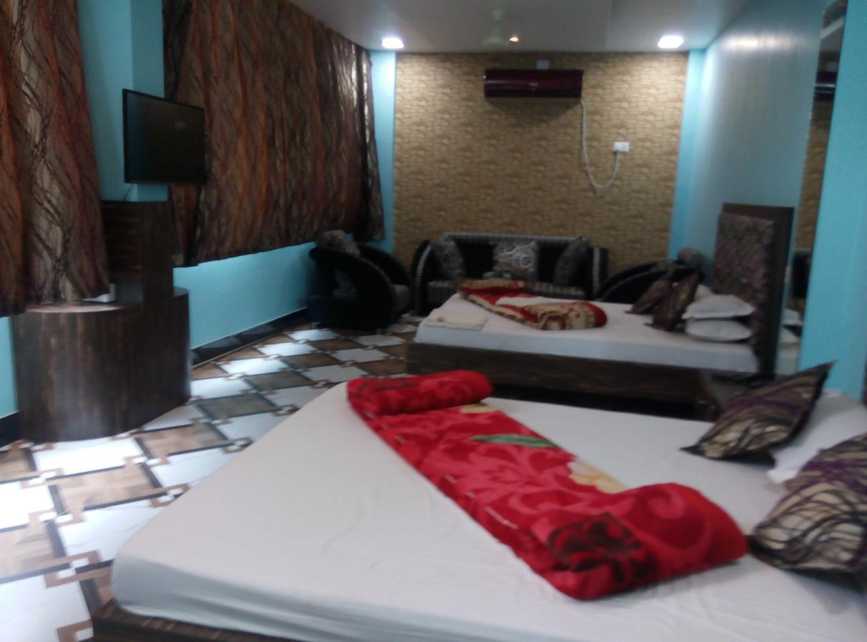 Hotel Rajkamal Deoghar Quarto foto