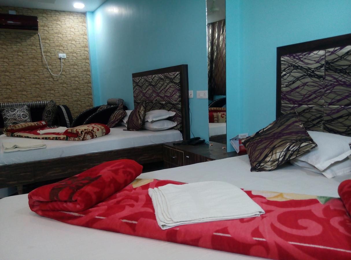 Hotel Rajkamal Deoghar Quarto foto